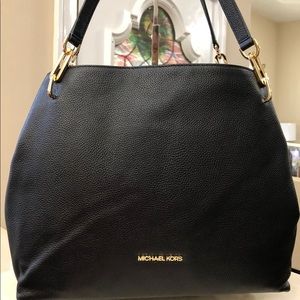 New Michael Kors leighton real leather w/tags. Brand new